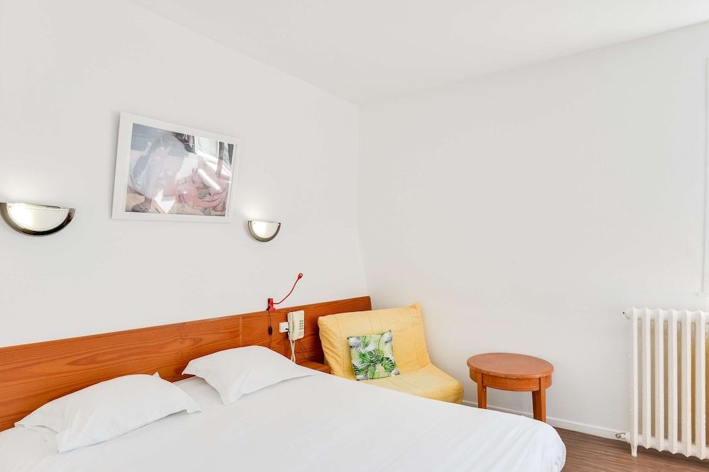 Brit Hotel Notre Dame 2 estrelas em Valenciennes