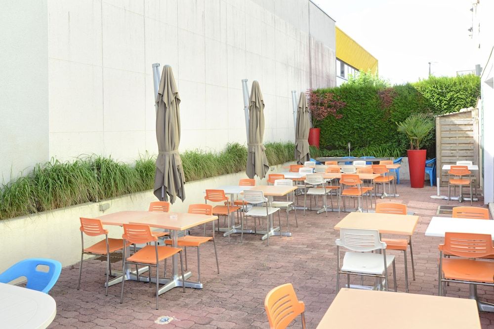 Brit Hotel Essentiel Reims Taissy 2 estrelas em Reims