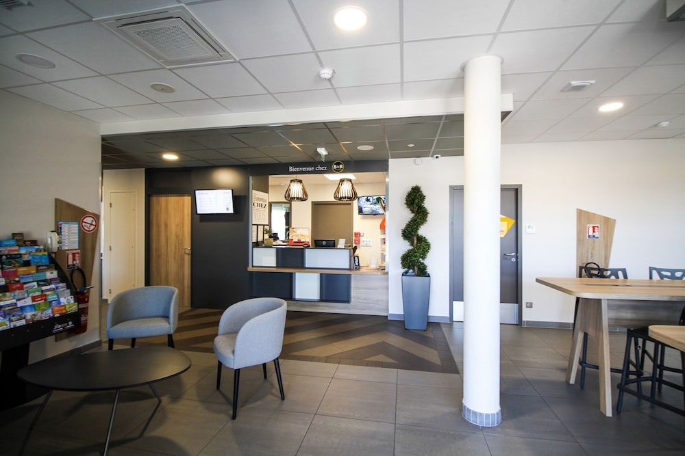 B&B HOTEL MONTELIMAR Sud 2