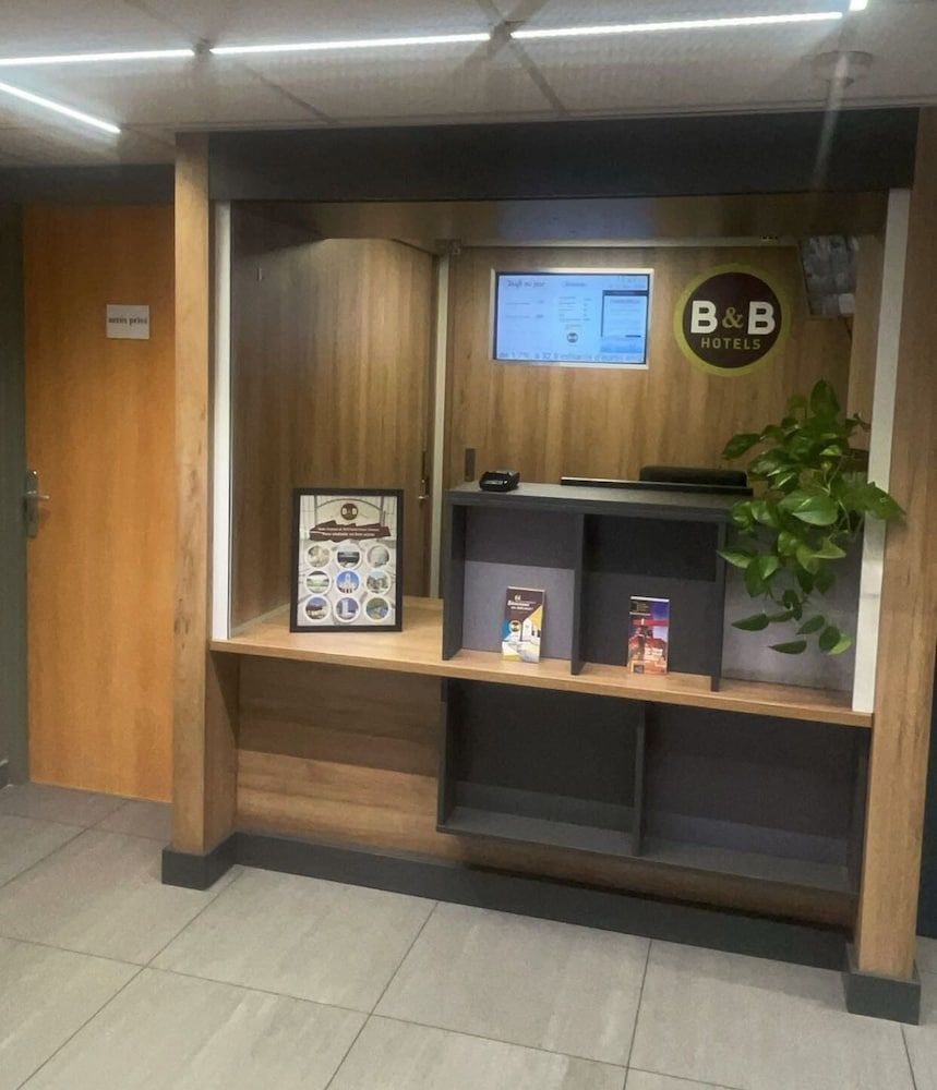 B&B HOTEL Saint-Etienne Monthieu 3