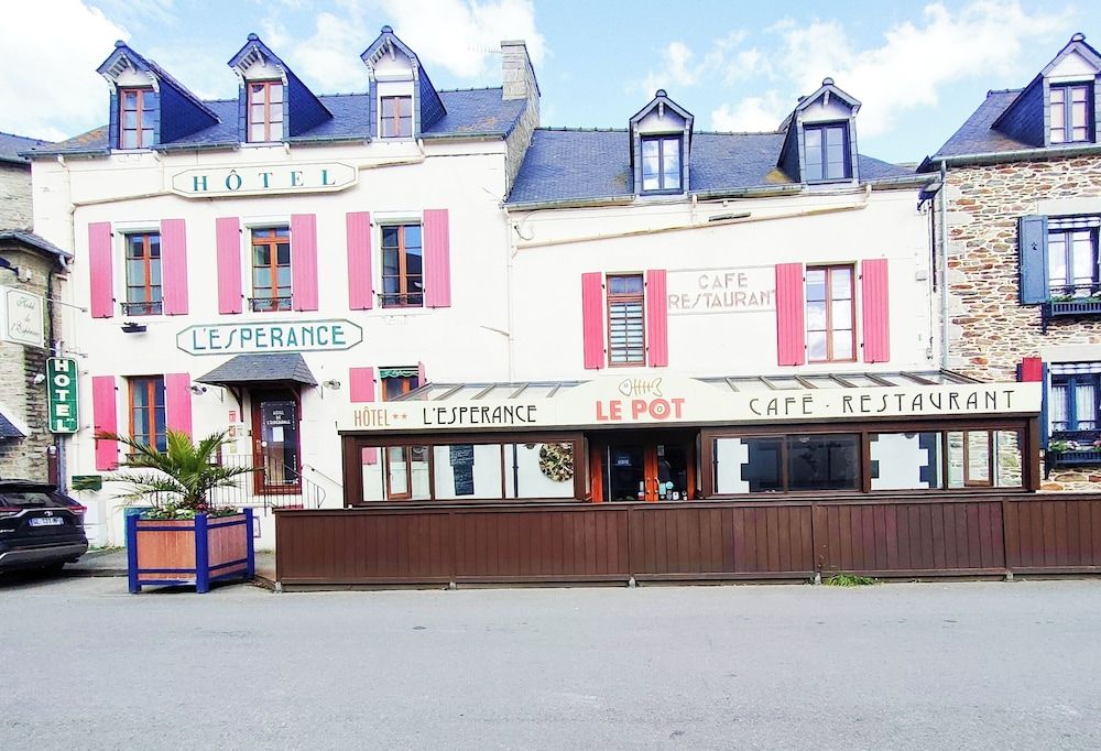 Hotel Restaurant L'Esperance 2 estrelas em Saint-Cast-le-Guildo
