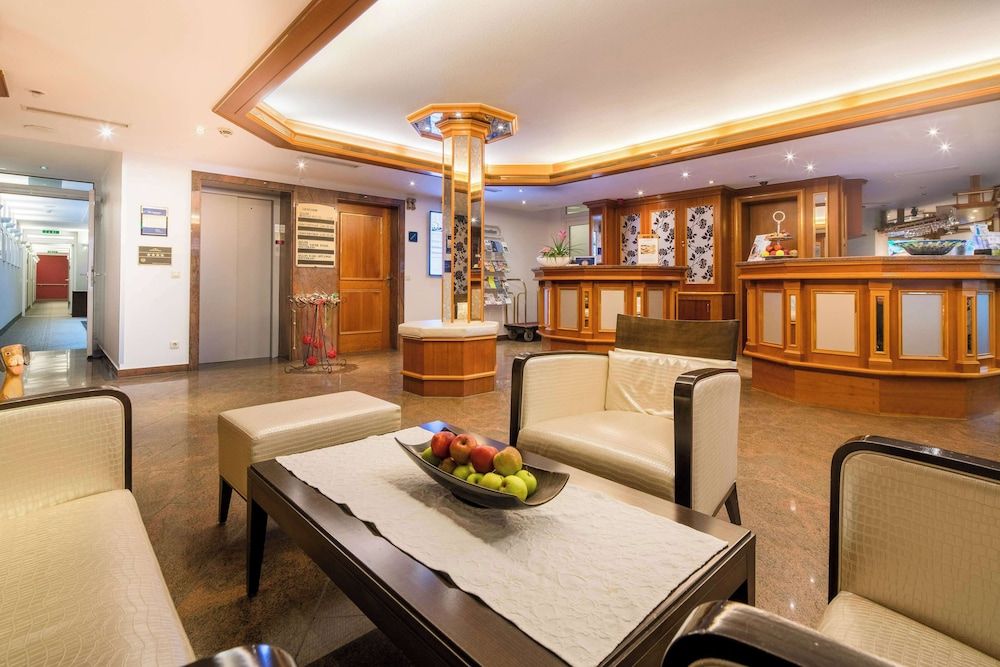 Best Western Plus Parkhotel Erding 2