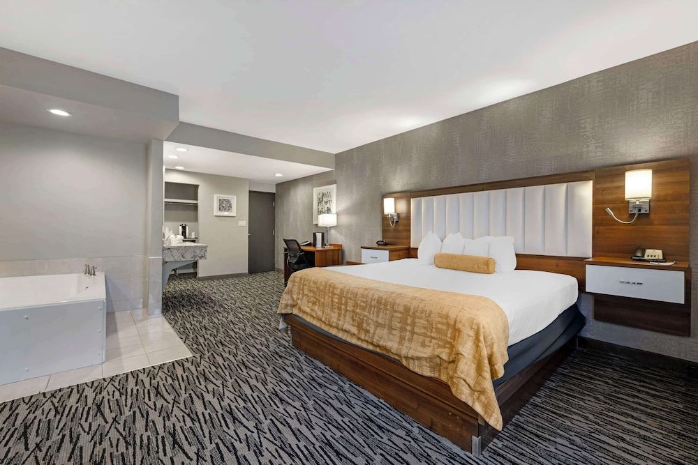 Best Western on the Avenue 3