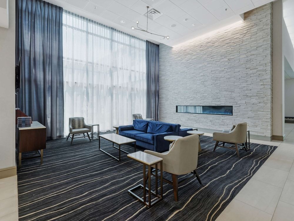 DoubleTree by Hilton Hotel Charlottesville 3