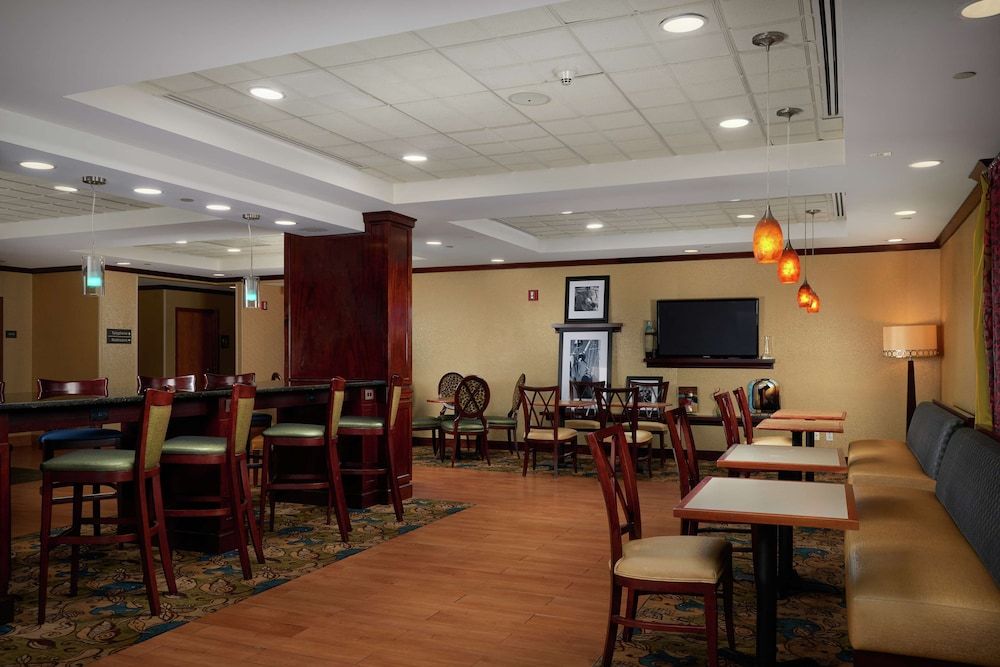 Hampton Inn Newport News-Yorktown 2