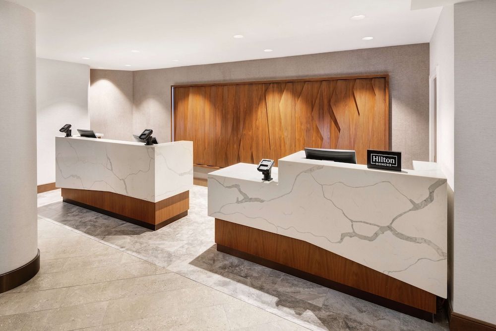 Embassy Suites by Hilton Tysons Corner 3