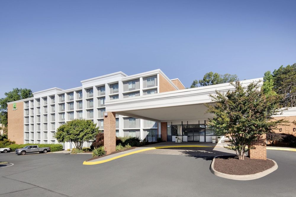 Holiday Inn Charlottesville-Univ Area by IHG 3 estrelas em Charlottesville