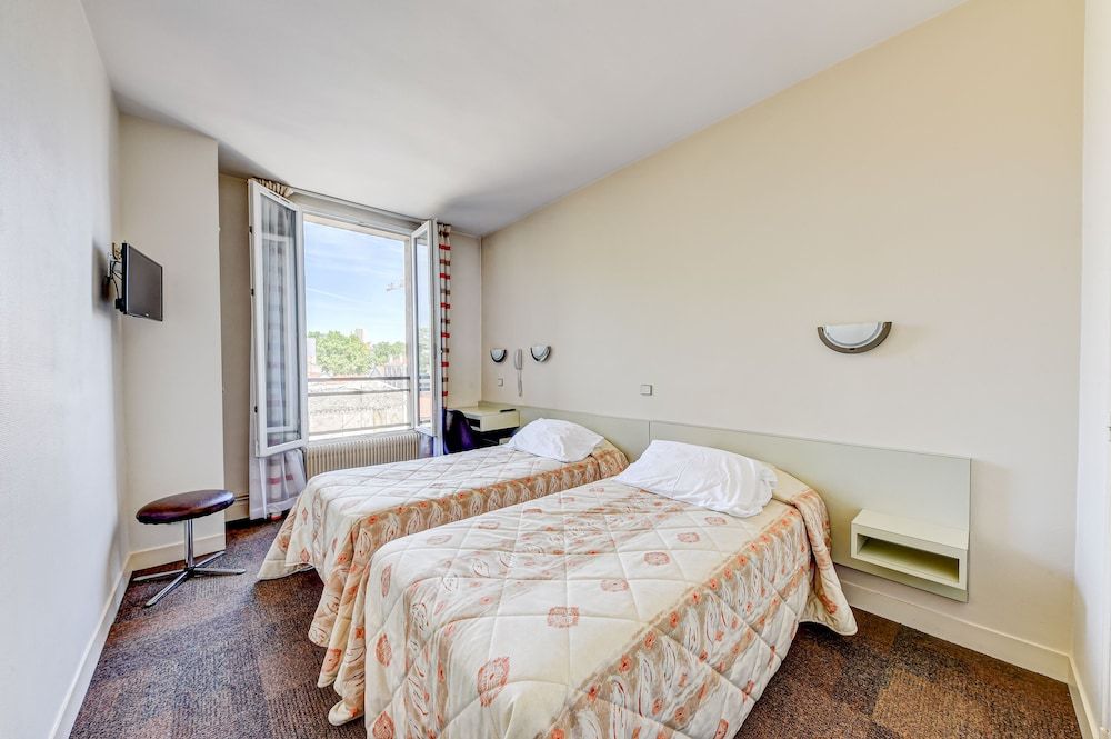 Hôtel Robespierre 3