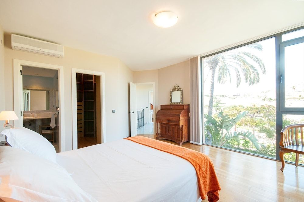 Los Lagos 5- Holiday Rental Salobre Golf 1