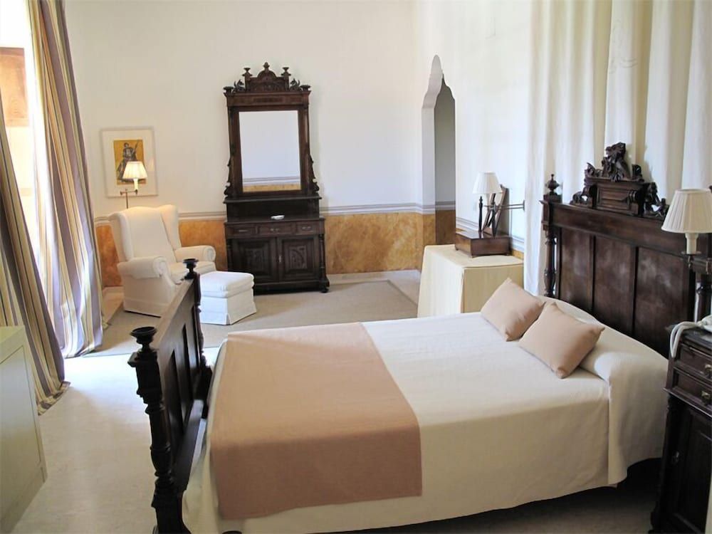 Hospederia Monasterio de Rueda 1