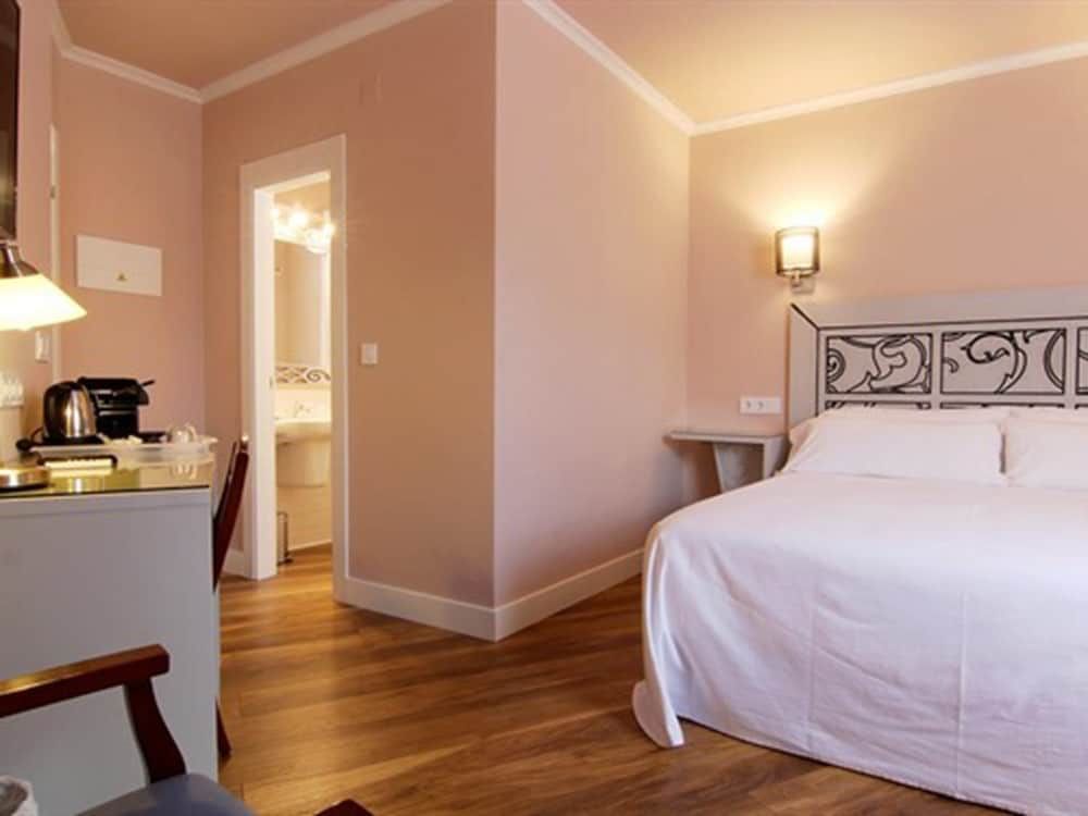 Hostal los Castañuelos 1