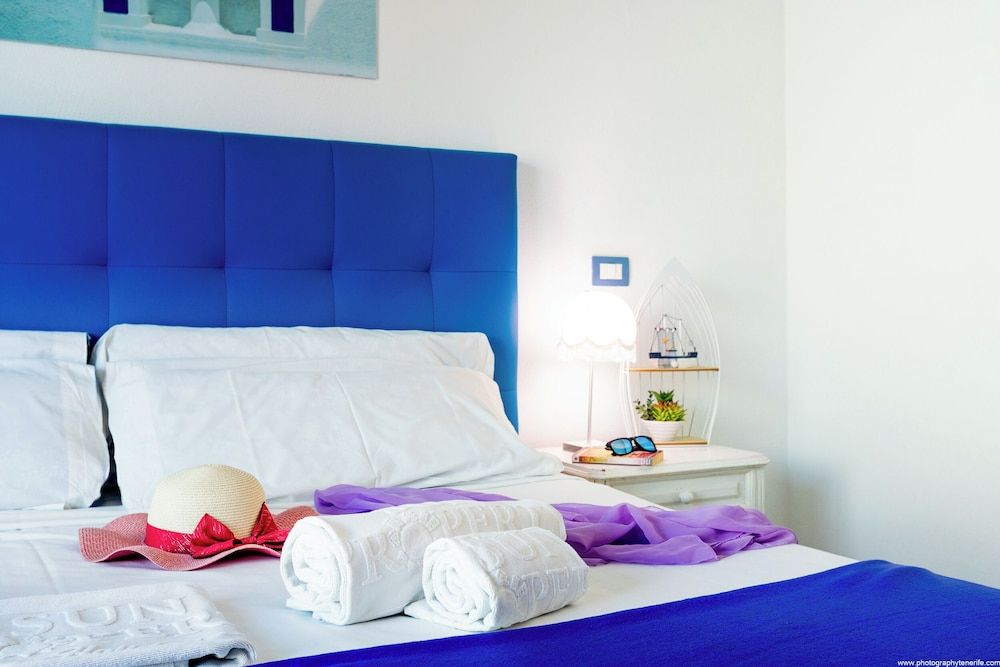 Riva Eco Guest House Los Abrigos 1