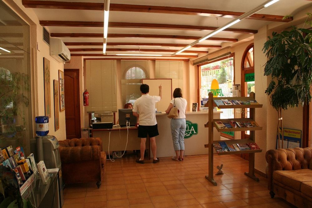 Apartamentos Serviden Augusta La Sella 2