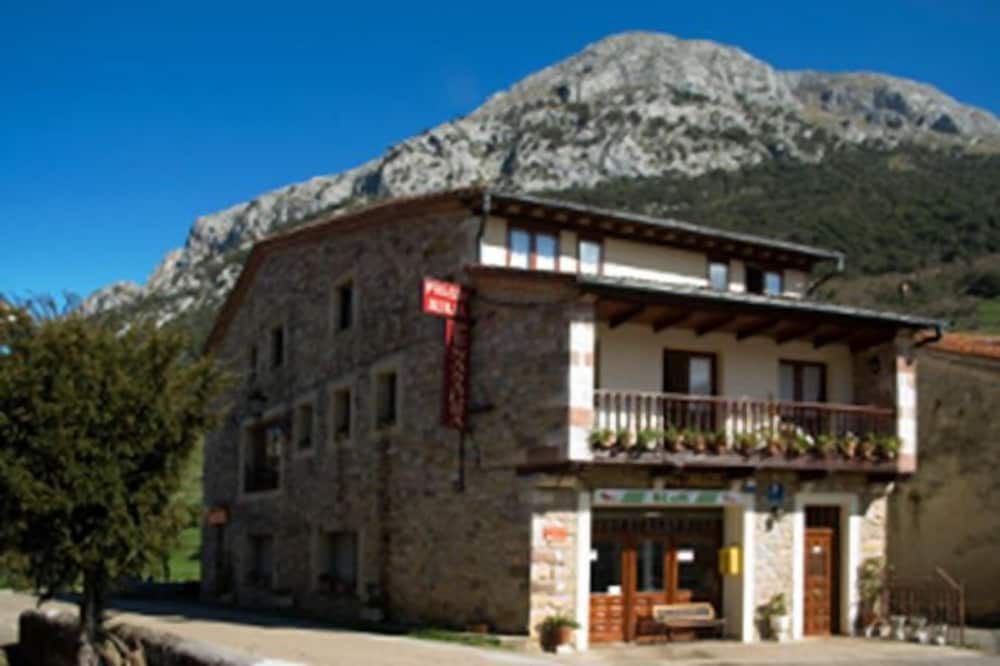 Posada Rural Peñasagra 1