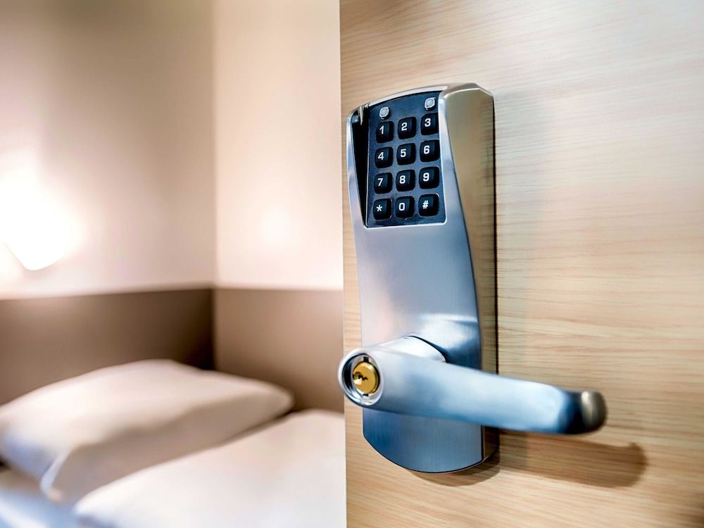 B&B HOTEL Krefeld-Süd 3