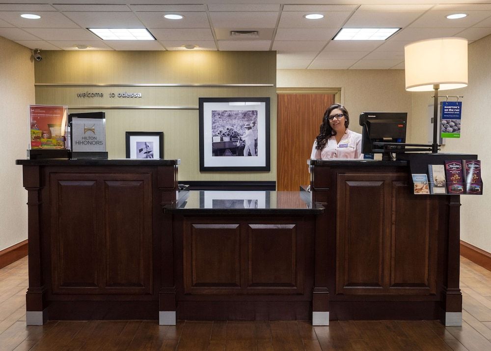 Hampton Inn by Hilton Odessa 2