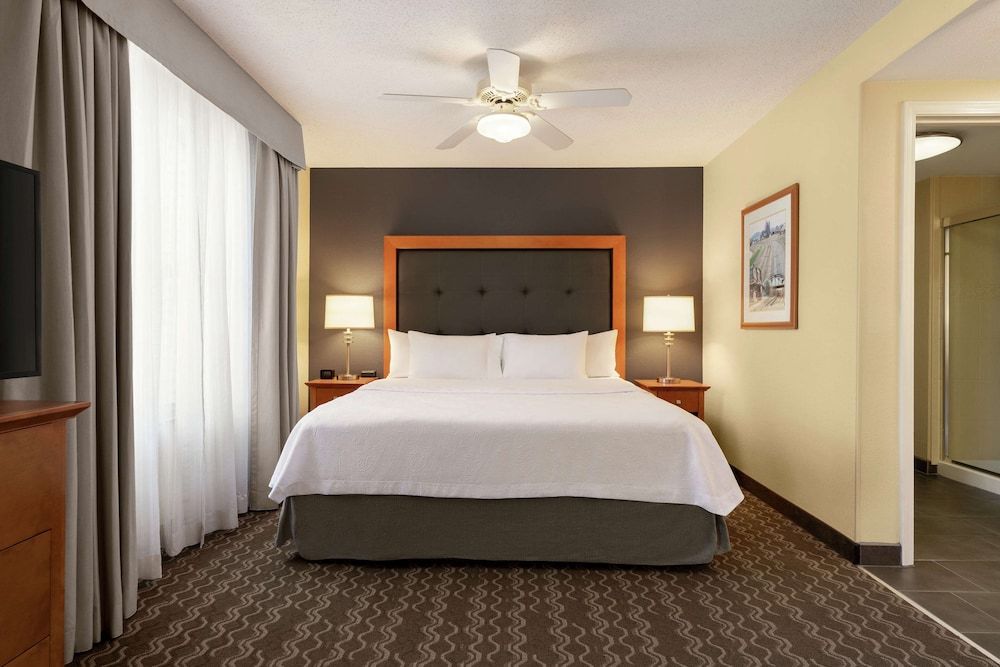 Homewood Suites by Hilton Allentown-Bethlehem Airport 2
