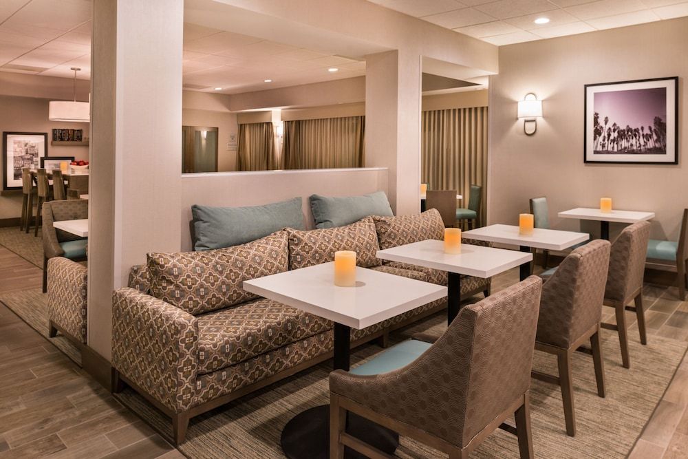 Hampton Inn Channel Islands Harbor/Oxnard 2