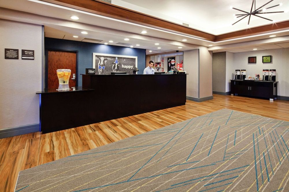 Hampton Inn & Suites Chino Hills 3