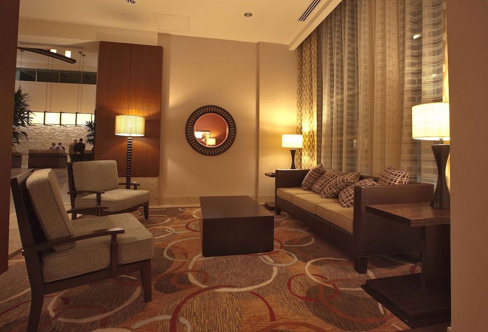 Embassy Suites Palmdale 2