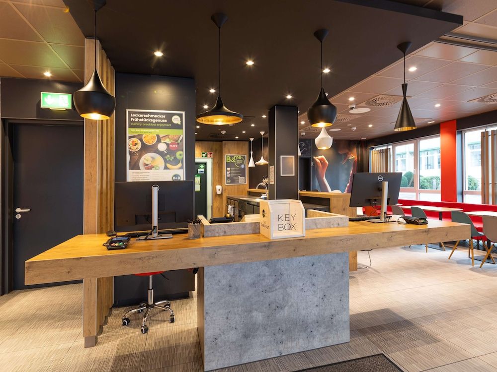 B&B HOTEL Wuppertal-City 2