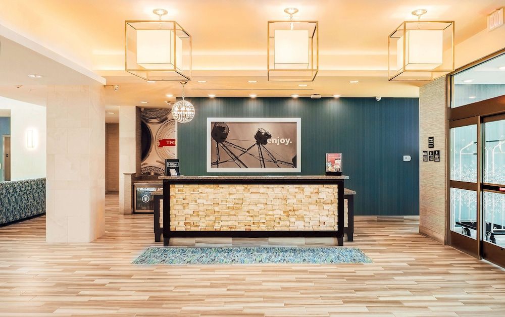 Hampton Inn & Suites Mission Viejo 3