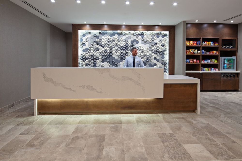 Springhill Suites By Marriott Escondido Downtown 2