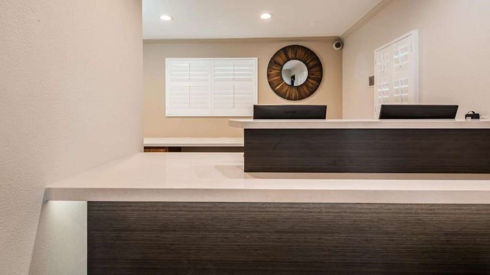 SureStay Hotel by Best W. Fairfield Napa Valley 2