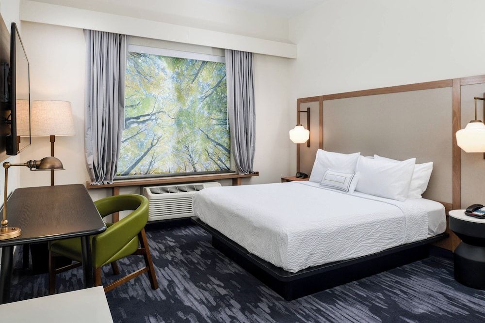 Fairfield Inn & Suites by Marriott Staunton 3