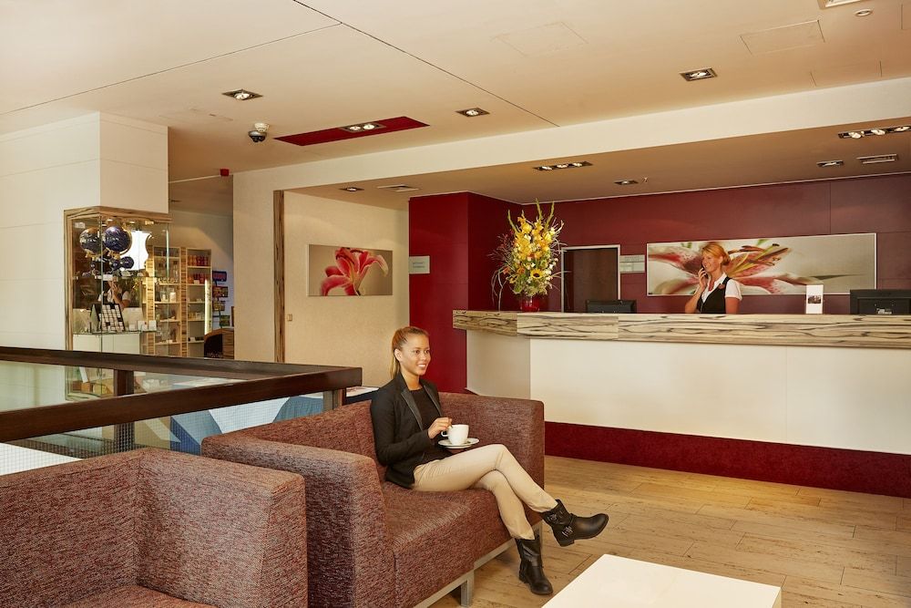 H+ Hotel Bad Soden 2