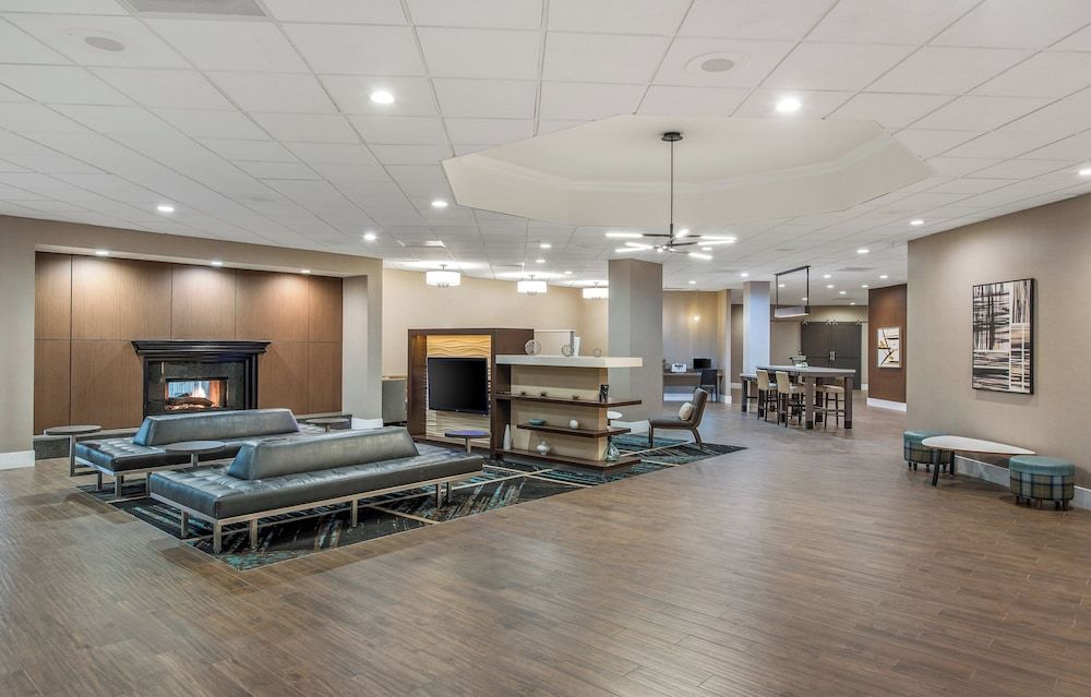 Staybridge Suites Oxnard River Ridge, an IHG Hotel 3