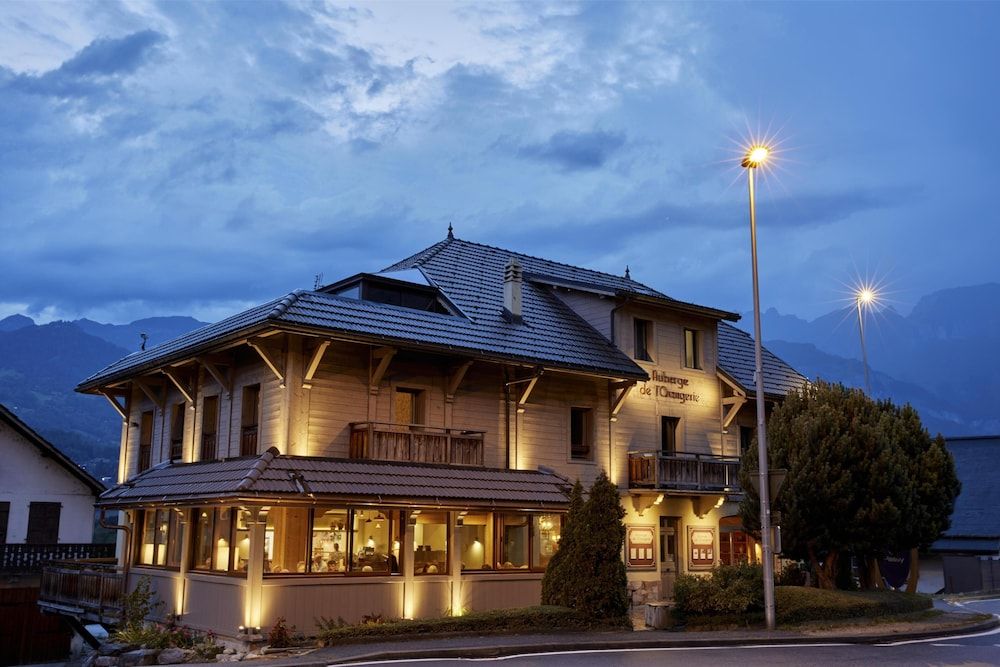 Best Western Plus Pays du Mont Blanc 4 estrellas en Plateau dʼAssy