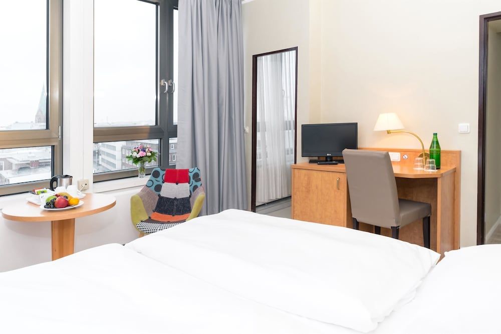 Hotel Astor Kiel by Campanile 3