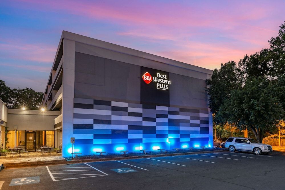 Best Western Plus University Inn 4 estrelas em Winston-Salem