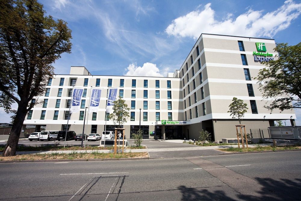 Holiday Inn Express Darmstadt by IHG 1