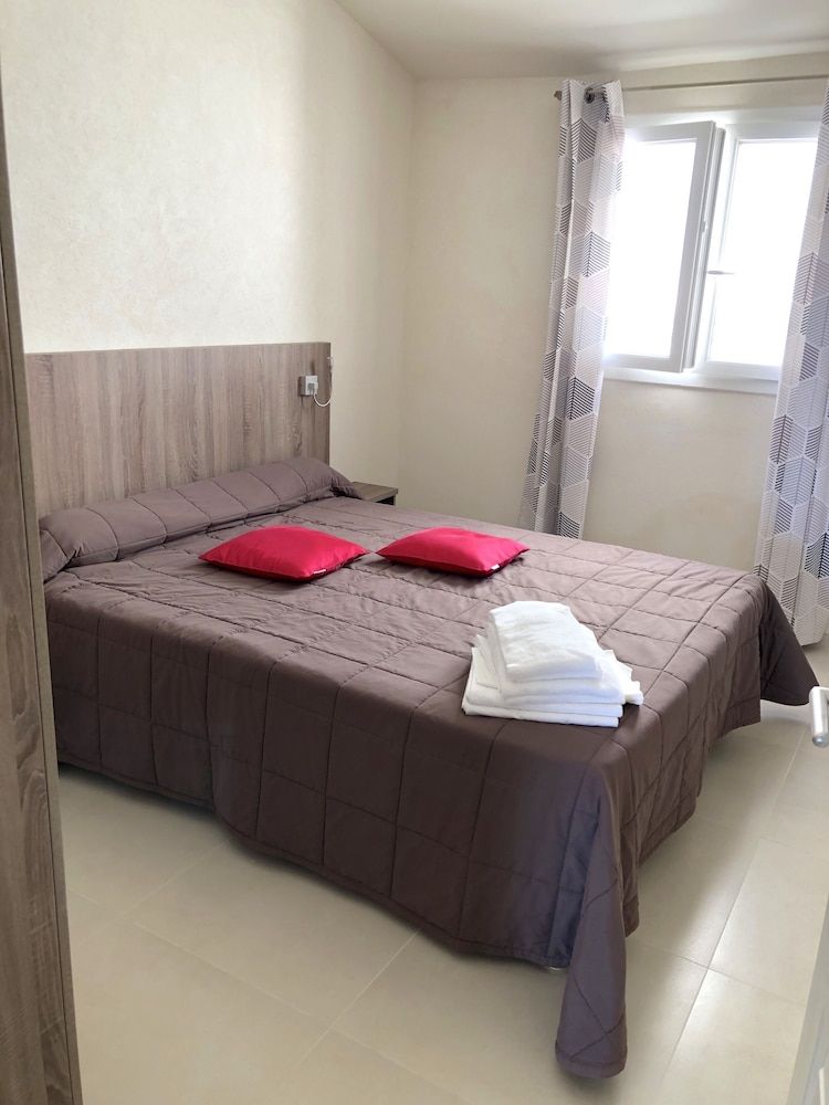 Hôtel et Résidence Ta Kladia - Omigna 3