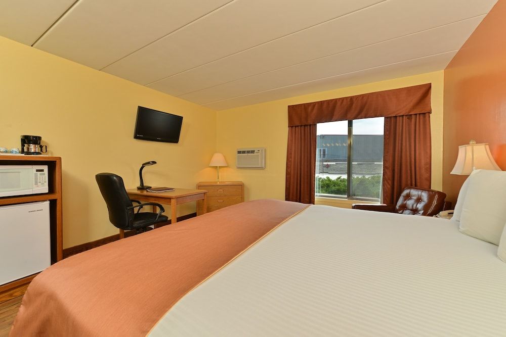 Super 8 by Wyndham Rapid City 3