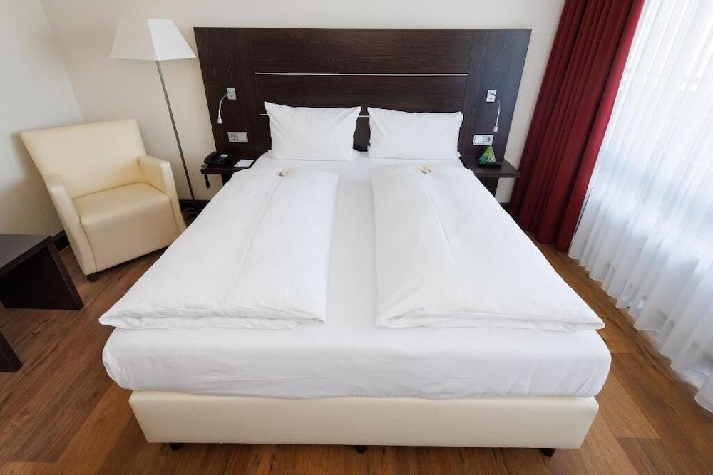 Hotel Rheingarten Duisburg 3