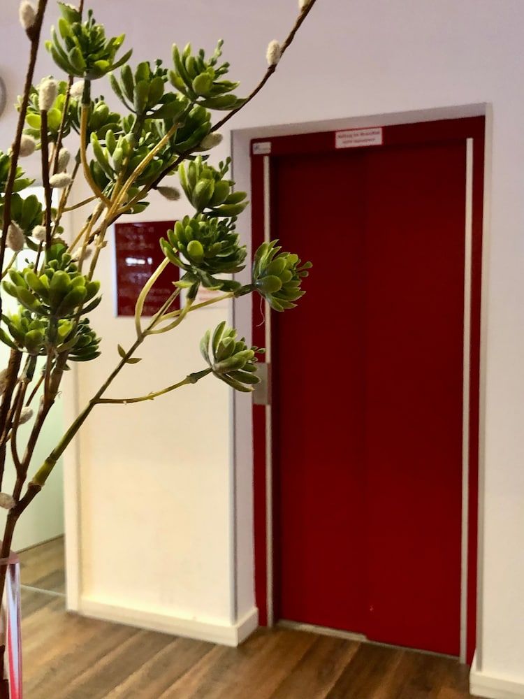 Montana Hotel Köln-Bonn Airport 3