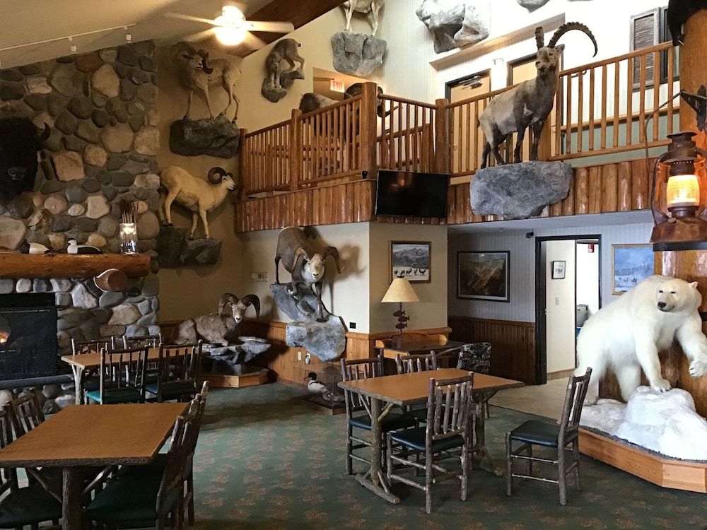 AmericInn by Wyndham Cody 2