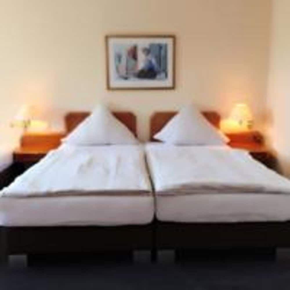 Hotel am Park Stadtkyll 3