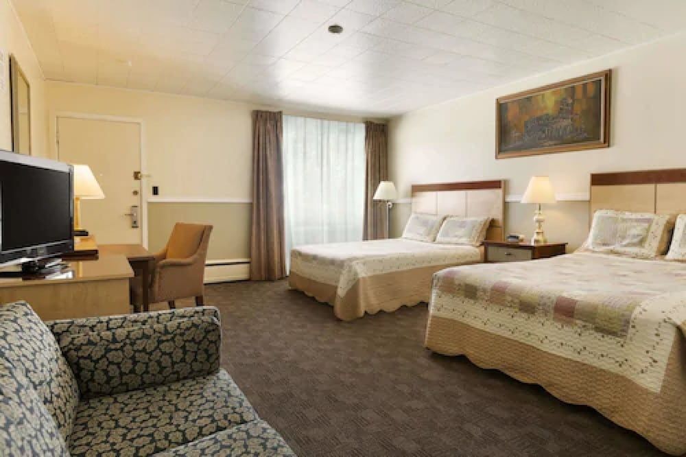 Travel Inn Cochrane 3