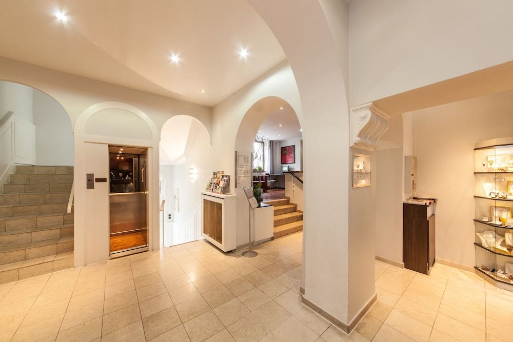 Hotel Offenbacher Hof 3