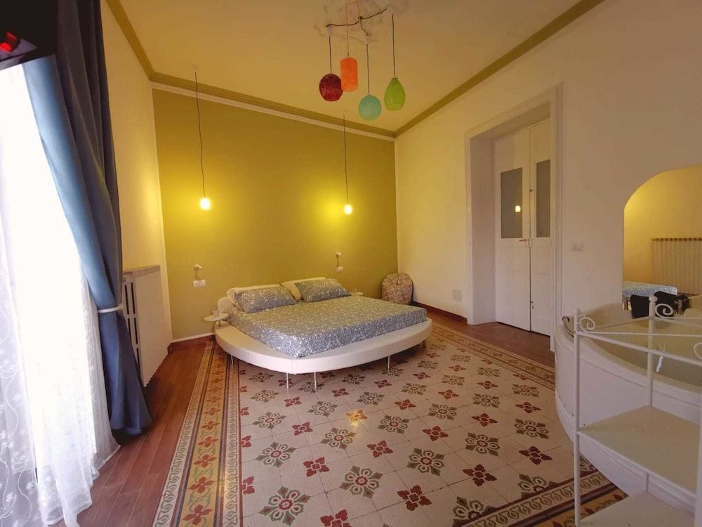 Suite Inn Centro Dimora Storica 3