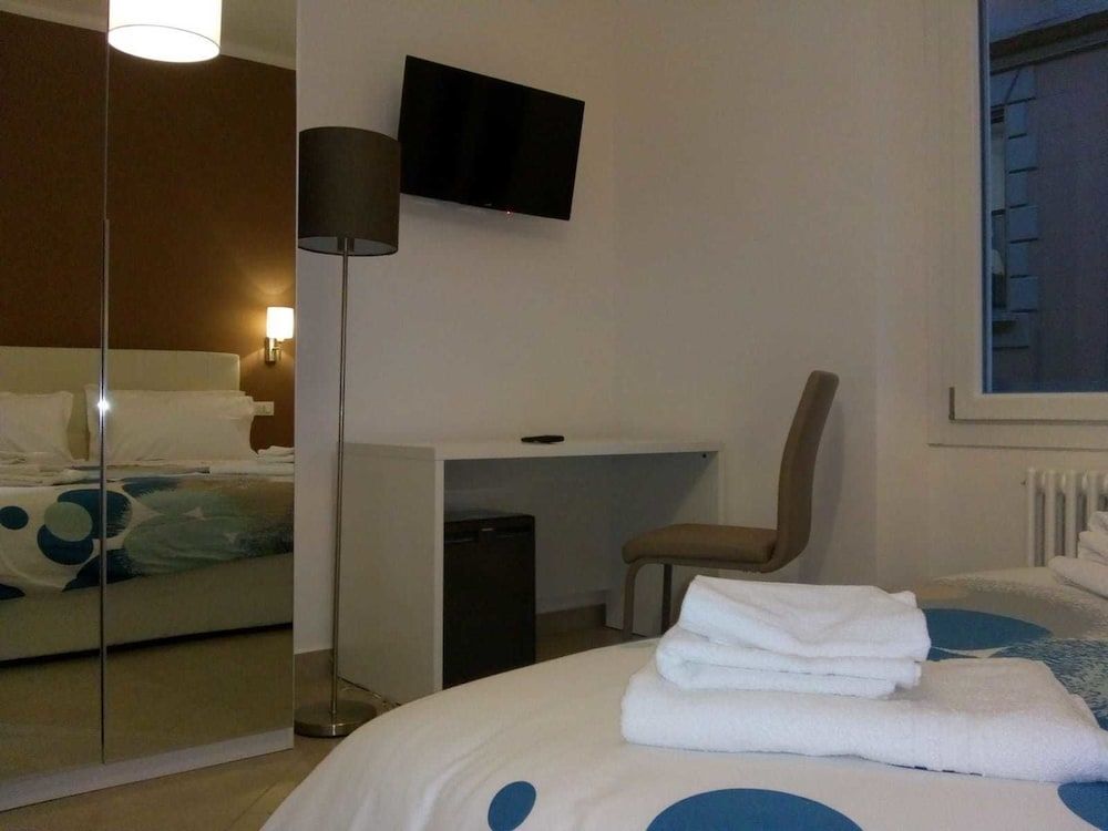 Minerva Guesthouse 2