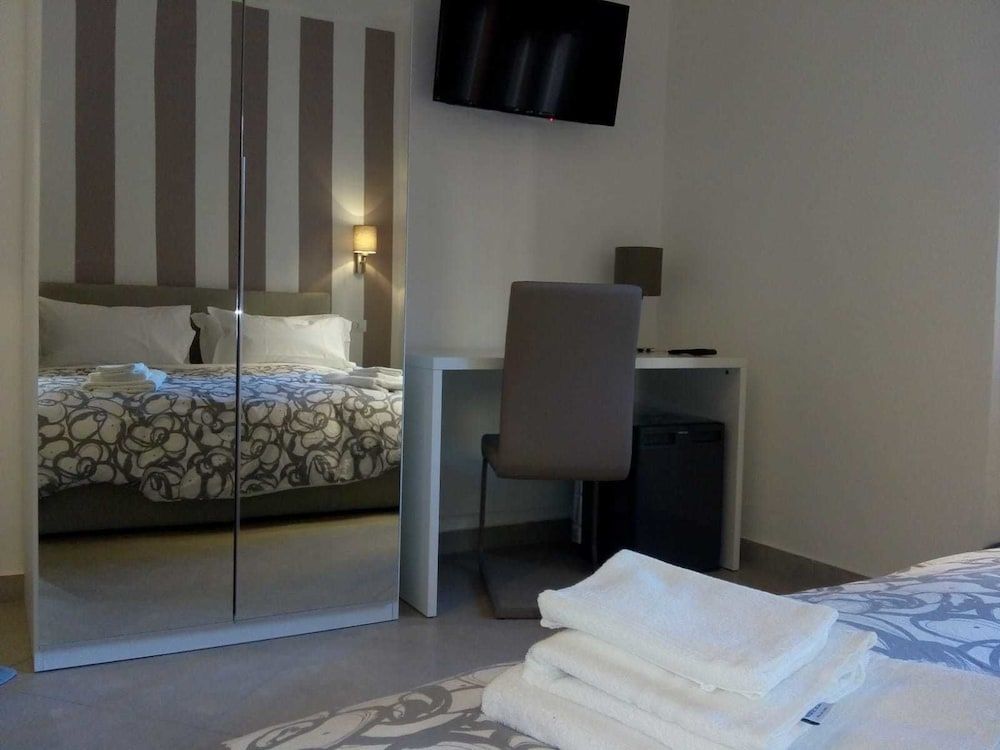 Minerva Guesthouse 3