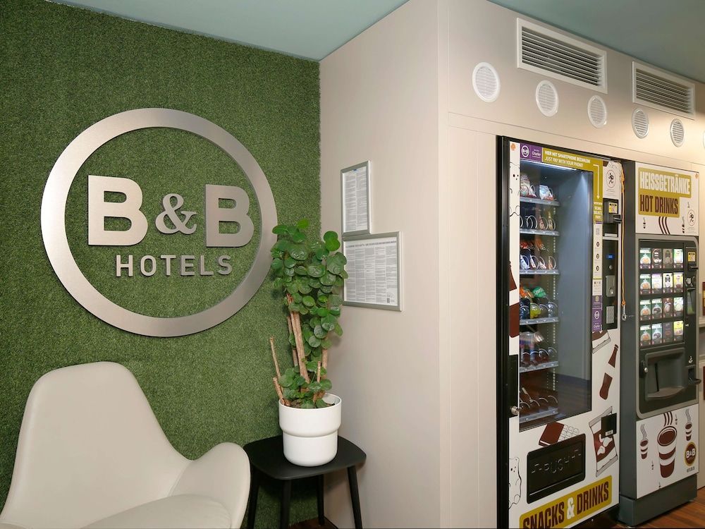 B&B Hotel Berlin-Dreilinden 1