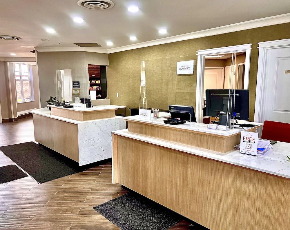 Residence Inn by Marriott Whitby 2