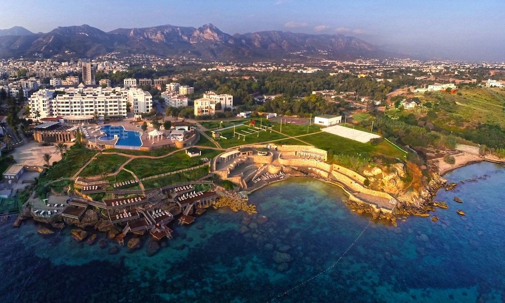 Jasmine Court Hotel -1 estrellas en Kyrenia