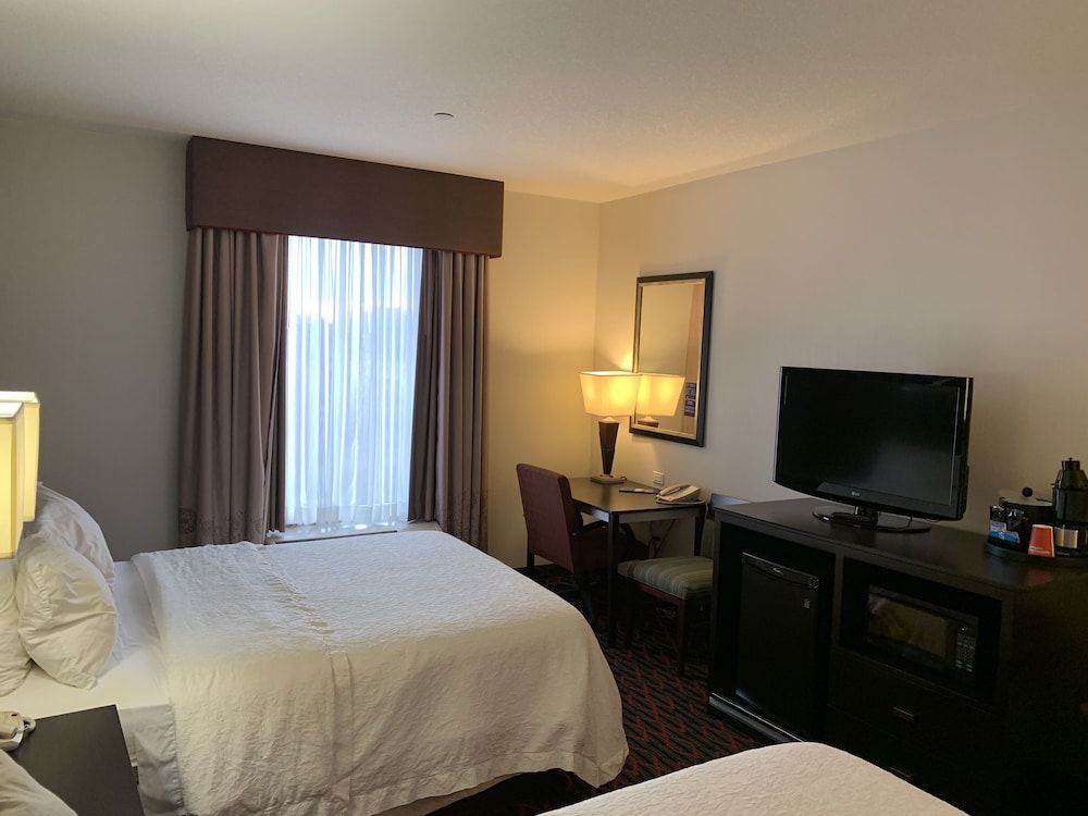 Hampton Inn by Hilton Fort Saskatchewan 3